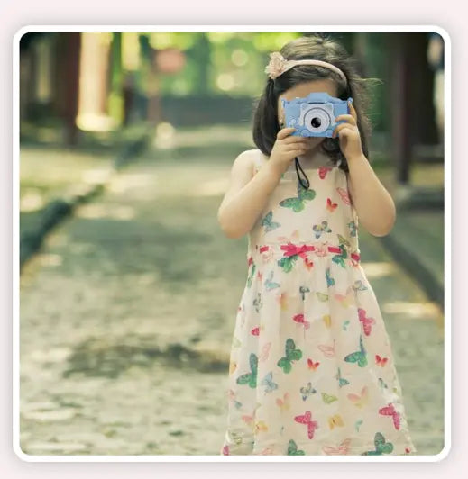 Camera foto digitala pentru copii, functie foto/video, 12MP, 5 Jocuri Incluse, Slot Card MicroSD Max. 32GB ALBASTRU SuperUtil.ro
